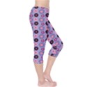 Cute Floral Pattern Capri Leggings  View4