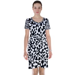 Black And White Blots Short Sleeve Nightdress