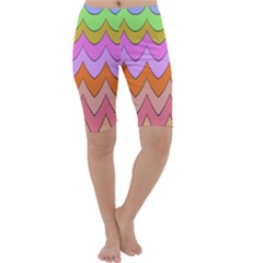 Pastel Waves Pattern Cropped Leggings