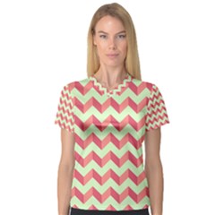 Modern Retro Chevron Patchwork Pattern Women s V-neck Sport Mesh Tee