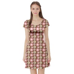 Cute Floral Pattern Short Sleeve Skater Dresses by GardenOfOphir