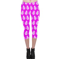 Ladybug Vector Geometric Tile Pattern Capri Leggings