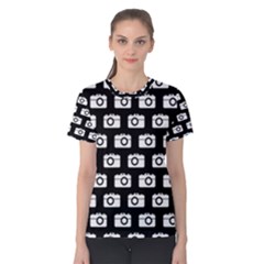 Modern Chic Vector Camera Illustration Pattern Women s Cotton Tees