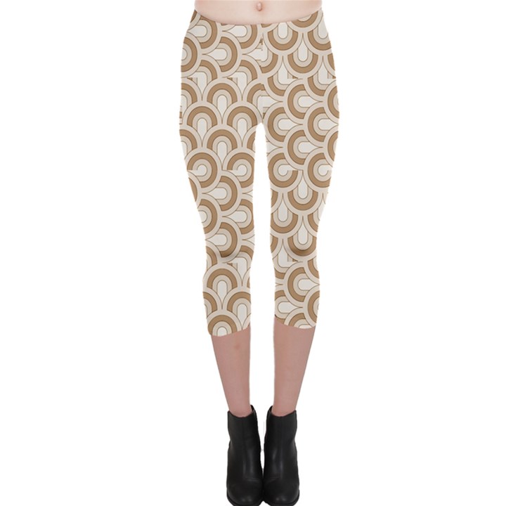 Retro Mirror Pattern Brown Capri Leggings