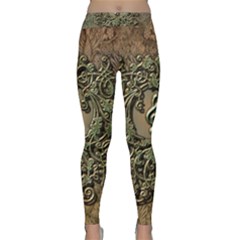 Elegant Clef With Floral Elements On A Background With Damasks Yoga Leggings