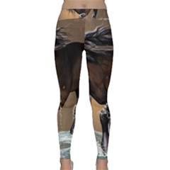 Beautiful Horse With Water Splash Yoga Leggings