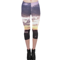  Sunset Over The Valley Capri Leggings