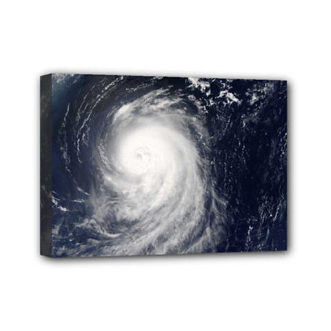 Hurricane Irene Mini Canvas 7  X 5  by trendistuff