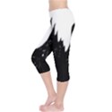 Hovering crow Capri Leggings View3