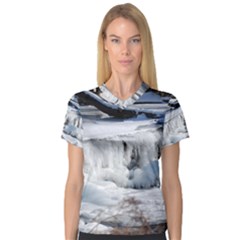 Frozen Creek Women s V-neck Sport Mesh Tee