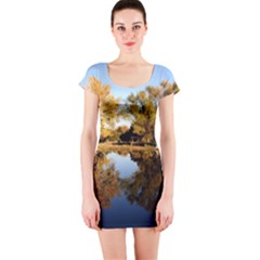 Autumn Lake Short Sleeve Bodycon Dresses