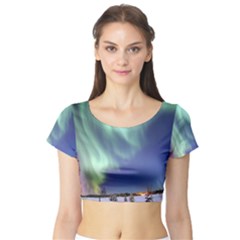 Aurora Borealis Short Sleeve Crop Top by trendistuff