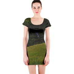 Three Crosses On A Hill Short Sleeve Bodycon Dresses