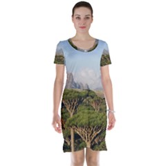 Socotra, Yemen Short Sleeve Nightdresses by trendistuff