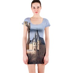 Segovia Castle Short Sleeve Bodycon Dresses