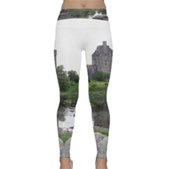 Scotland Eilean Donan Yoga Leggings by trendistuff