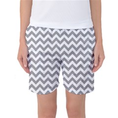 Medium Grey & White Zigzag Pattern Women s Basketball Shorts