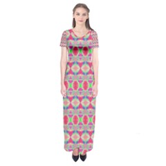 Pretty Pink Shapes Pattern Short Sleeve Maxi Dress