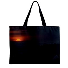 Sunset Scene Landscape Aerial View In Guayaquil From Cerro Del Carmen Zipper Mini Tote Bag