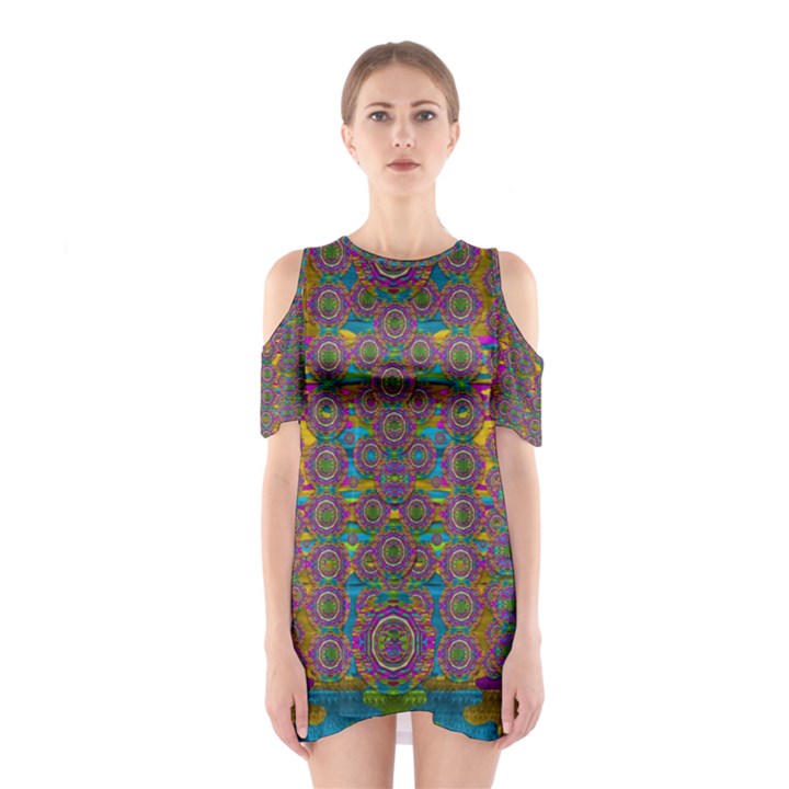 Peacock Eyes In A Contemplative Style Cutout Shoulder Dress