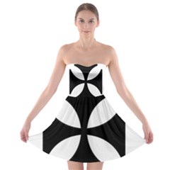 Cross Strapless Dresses