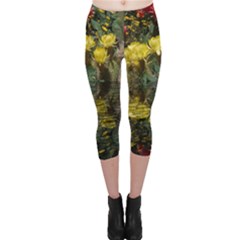 Cactus Flowers With Reflection Pool Capri Leggings 