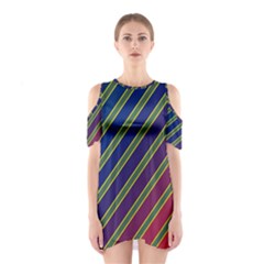 Decorative Lines Cutout Shoulder Dress by Valentinaart