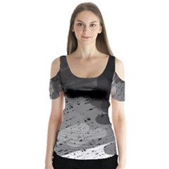 Black And Gray Pattern Butterfly Sleeve Cutout Tee 