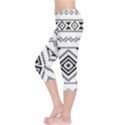 BW pattern Capri Leggings  View3