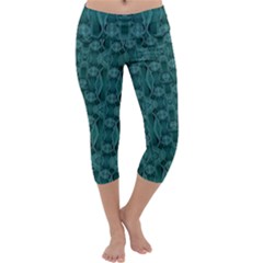 Celtic Gothic Knots Capri Yoga Leggings