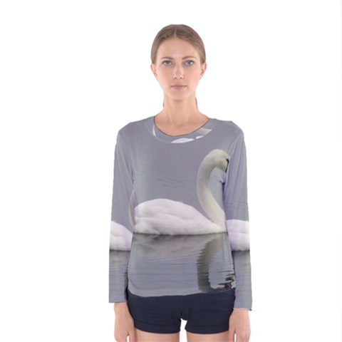 Swimming White Swan Women s Long Sleeve Tee by picsaspassion