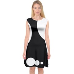 Black And White Moonlight Capsleeve Midi Dress