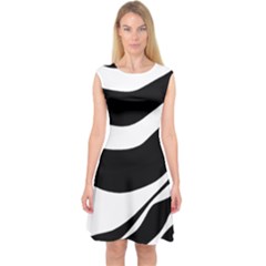 White Or Black Capsleeve Midi Dress