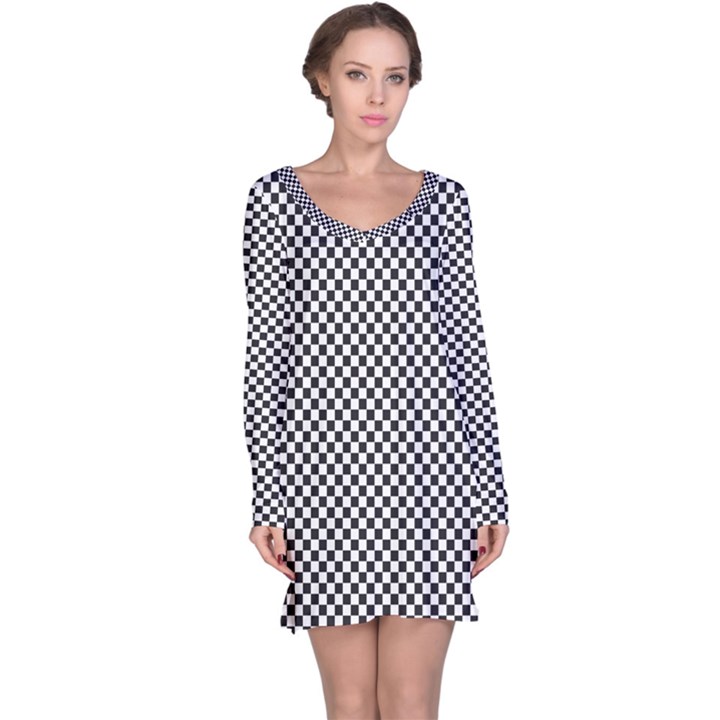 Sports Racing Chess Squares Black White Long Sleeve Nightdress