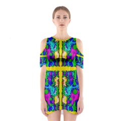 Shimmering Landscape Abstracte Cutout Shoulder Dress