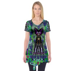 Lady Draccula With Flower Ghost And Love Short Sleeve Tunic 