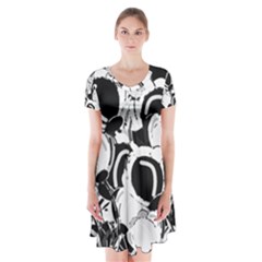 Black And White Garden Short Sleeve V-neck Flare Dress