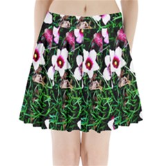 Pink Flowers Over A Green Grass Pleated Mini Skirt