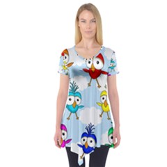 Cute colorful birds  Short Sleeve Tunic 