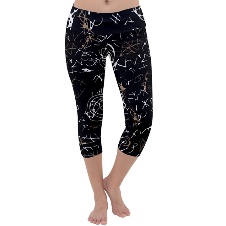 Abstract mind - brown Capri Yoga Leggings