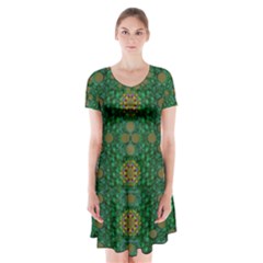 Magic Peacock Night Short Sleeve V-neck Flare Dress