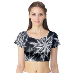 Snowflake In Feather Look, Black And White Short Sleeve Crop Top (tight Fit)