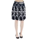 Snowflake in feather look, black and white Pleated Skirt View1