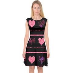 Pink Elegant Harts Pattern Capsleeve Midi Dress