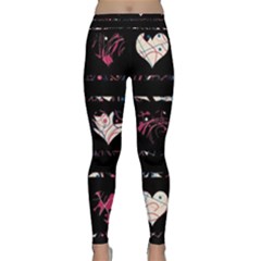 Elegant Harts Pattern Classic Yoga Leggings