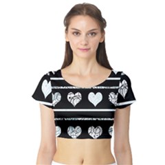 Elegant Harts Pattern Short Sleeve Crop Top (tight Fit)