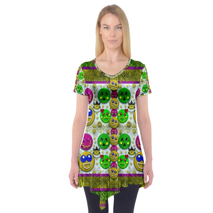 Smile And The Whole World Smiles With You Short Sleeve Tunic 