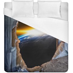 Door Breakthrough Door Sunburst Duvet Cover (king Size)