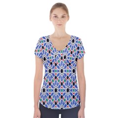 Background Pattern Geometric Short Sleeve Front Detail Top