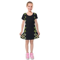 Vintage Pattern Background  Vector Seamless Kids  Short Sleeve Velvet Dress